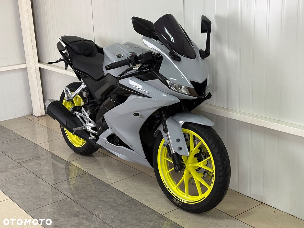 Yamaha YZF - 2