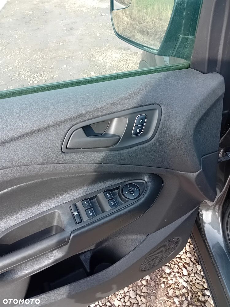 Ford Escape - 9