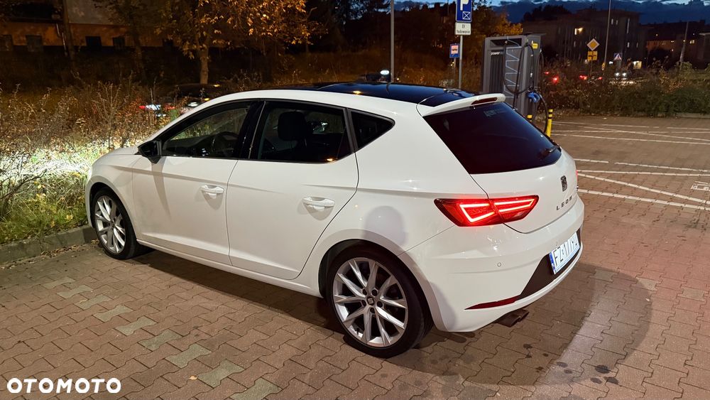 Seat Leon 1.8 TSI FR Black S&S DSG - 1