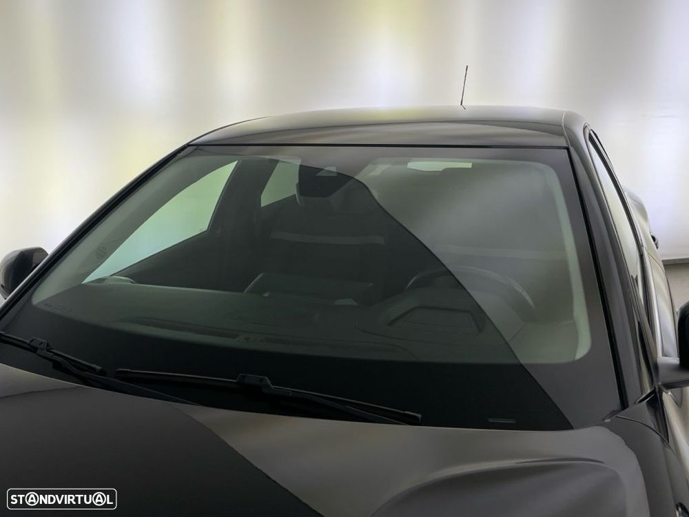 Citroën C4 1.2 PureTech Shine EAT8 - 21