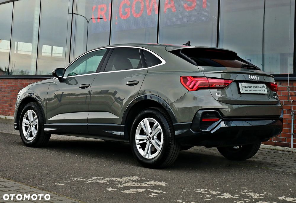 Audi Q3 Sportback - 10