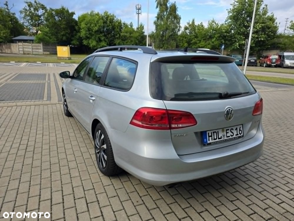 Volkswagen Passat 1.6 TDI BlueMotion Technology Comfortline - 7