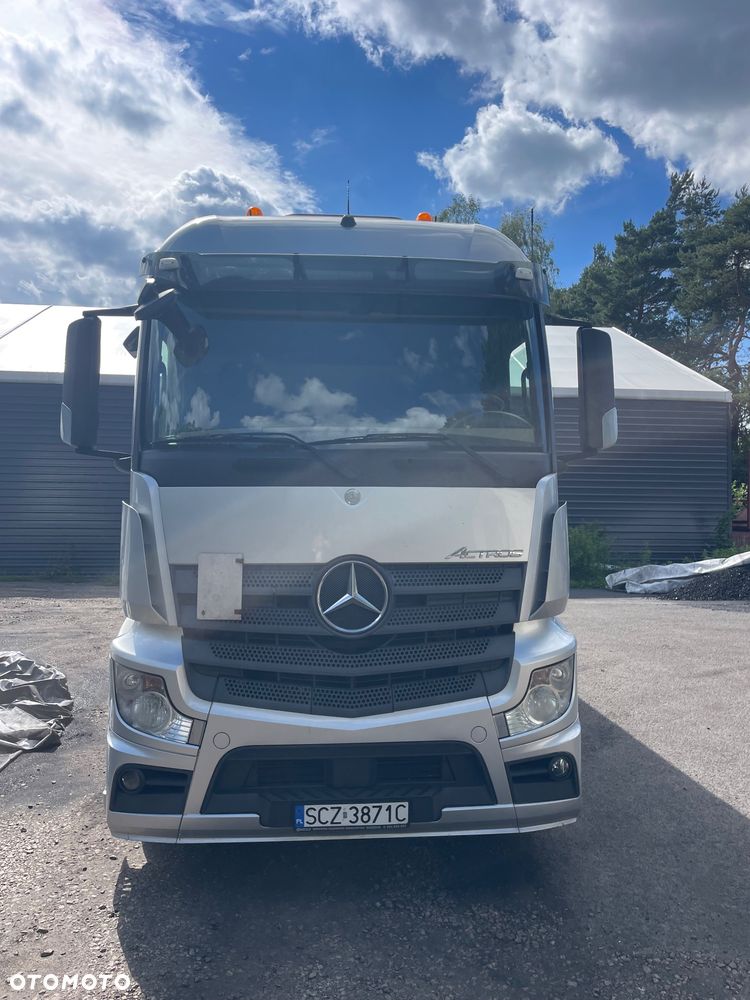 Mercedes-Benz Actros - 6