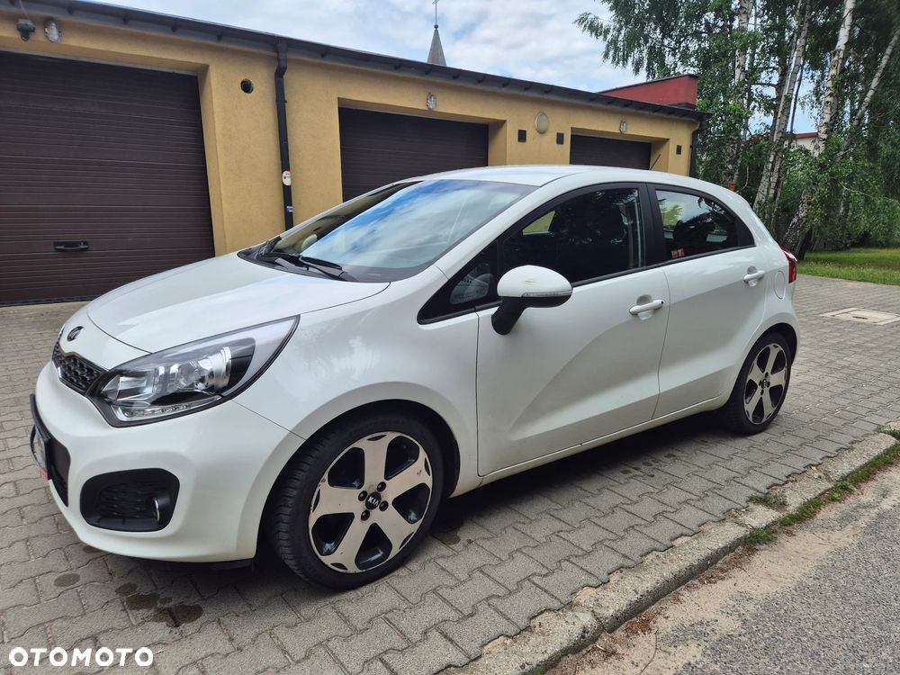 Kia Rio 1.2 XL - 1