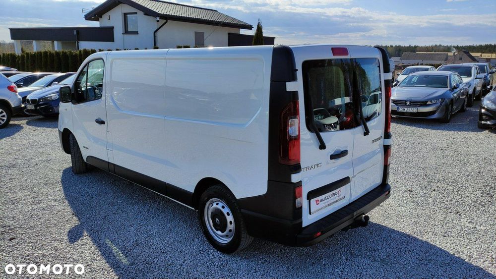Renault Trafic - 15