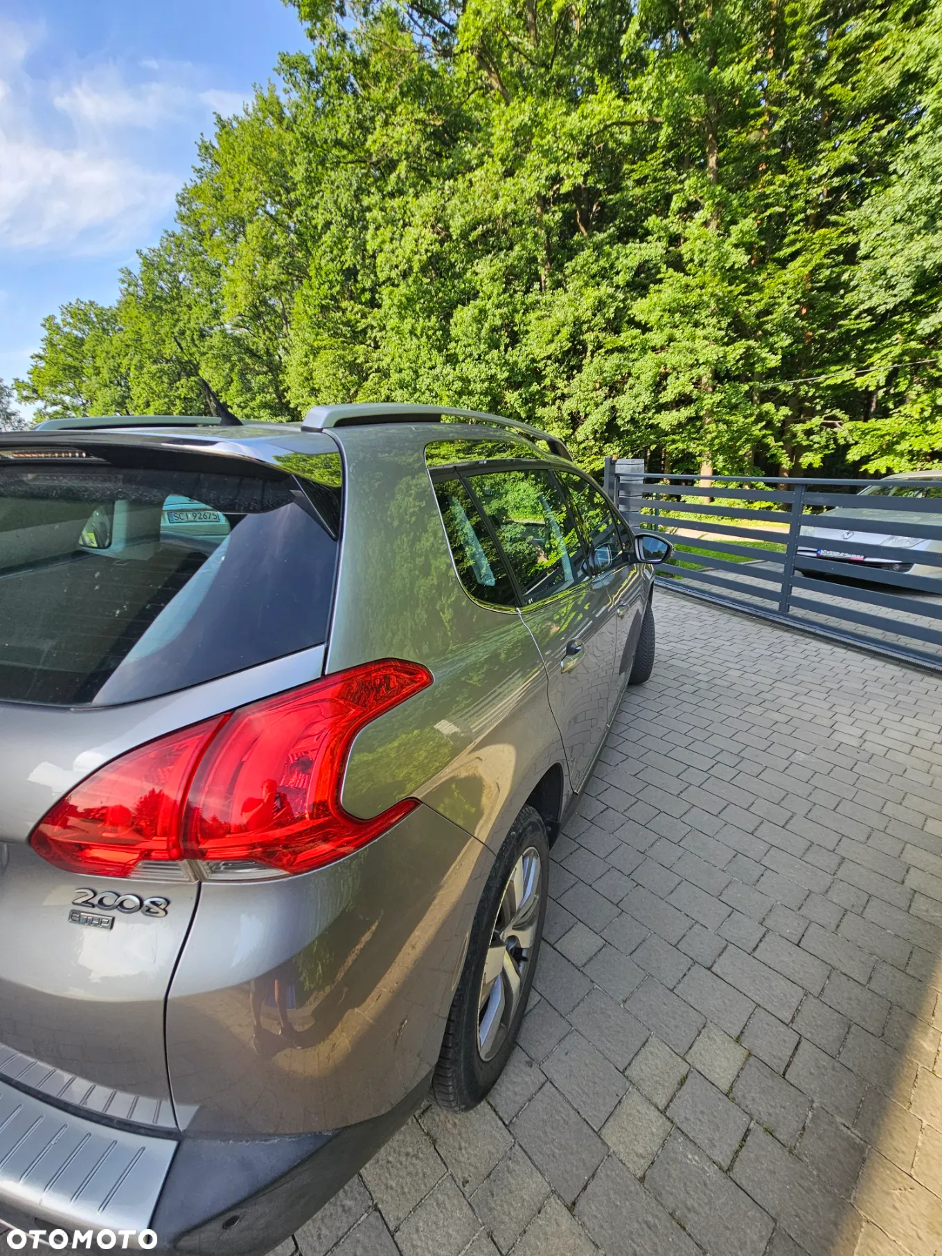 Peugeot 2008 1.2 Pure Tech Active S&S - 3