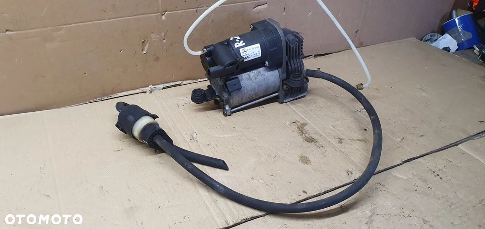 Kompresor zawieszenia AIRMATIC Mercedes R-Klasa W251 A2513202404 - 4