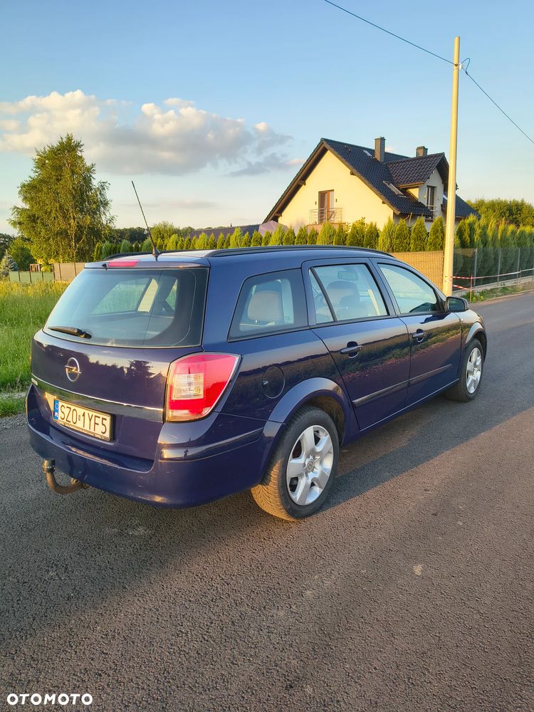 Opel Astra 1.4 NJoy - 11