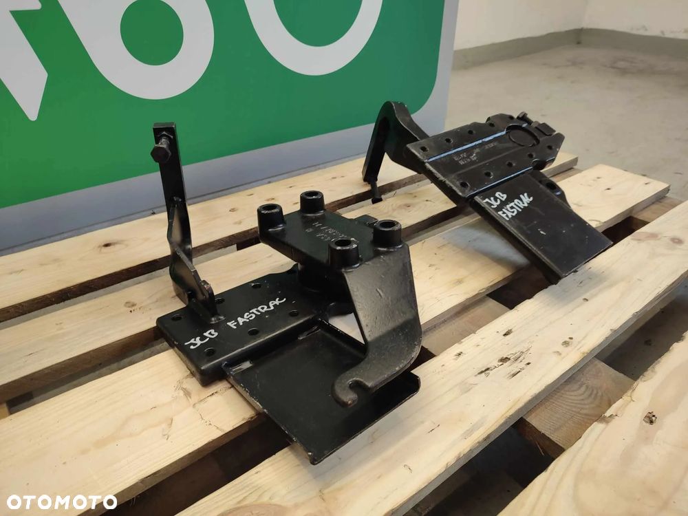 Stelaż adaptacja błotnika JCB Fastrac - 3