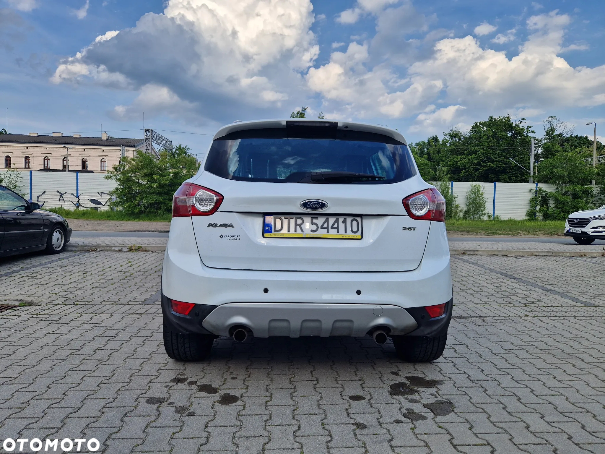 Ford Kuga - 4