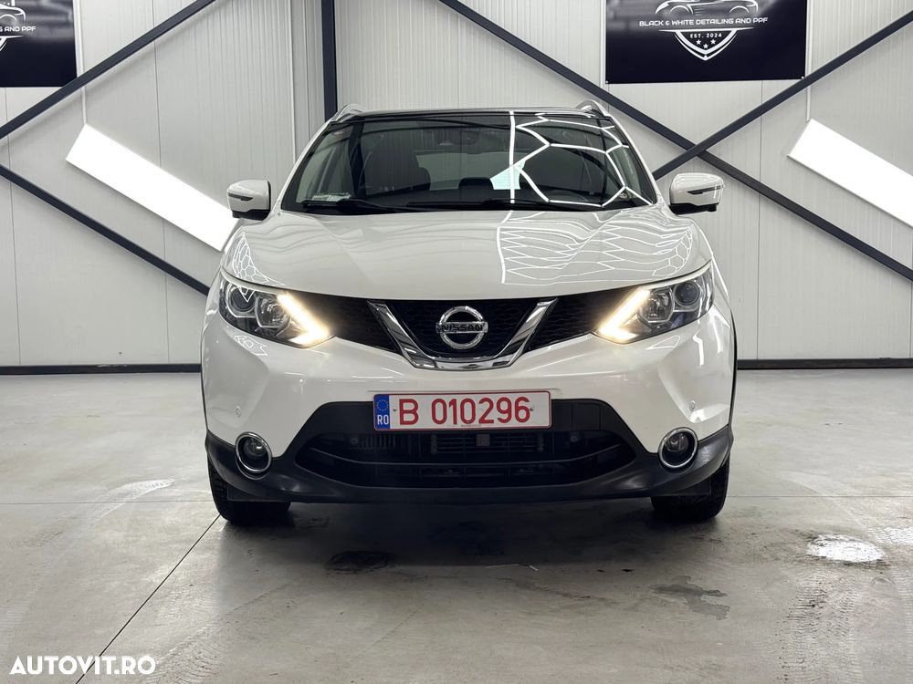 Nissan Qashqai 1.6 DCI Xtronic TEKNA - 2