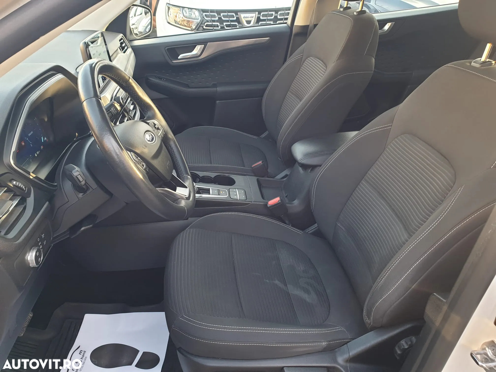Ford Kuga 2.0 EcoBlue A8 AWD Titanium - 14