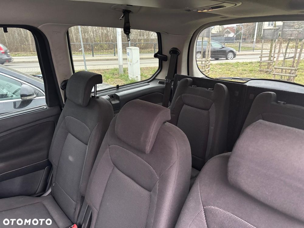 Ford Galaxy 2.0 Concept - 14