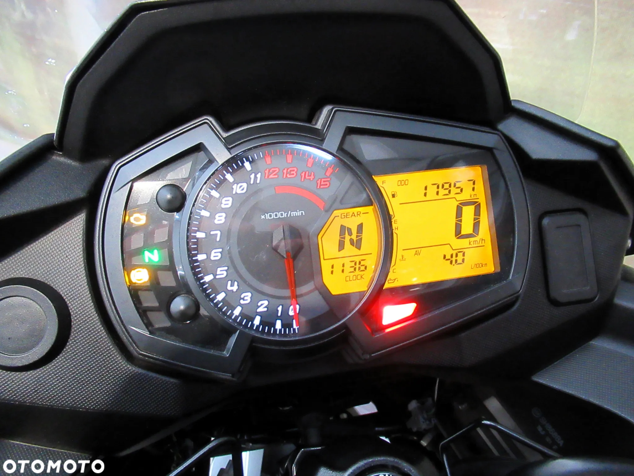 Kawasaki Versys-X 300 - 13