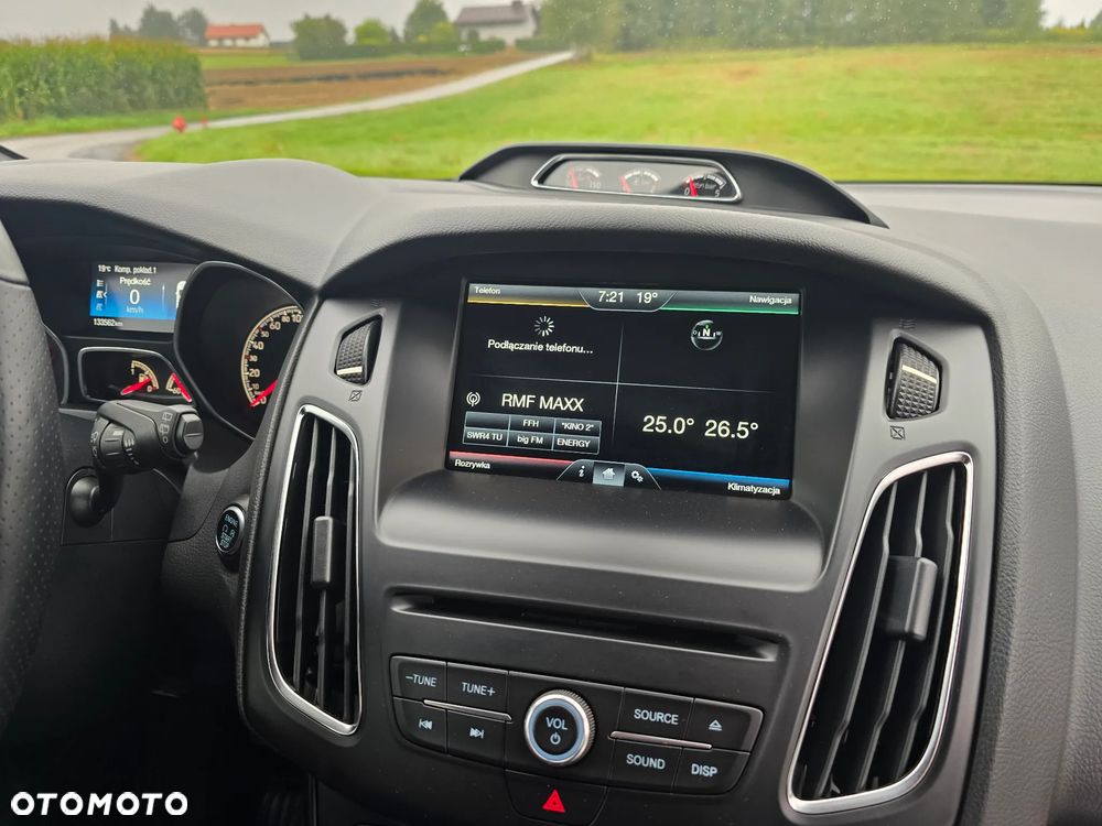 Ford Focus 2.0 EcoBoost ST mit Leder-Sport-Paket - 24