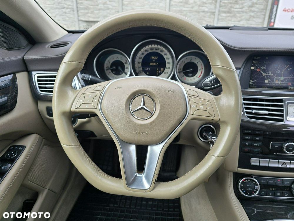 Mercedes-Benz CLS - 15