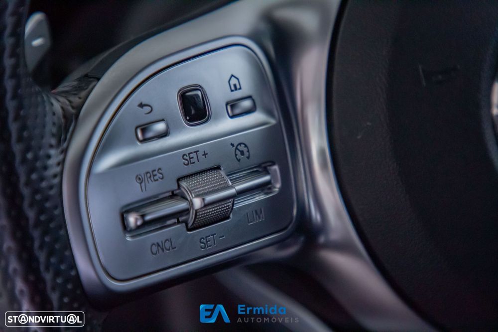 Mercedes-Benz GLA 250 - 49