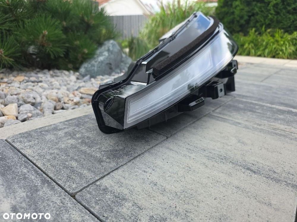 TESLA MODEL Y II STANDARD Lampa lewa przód Kompletna Full Led 2074463-00-E - 3