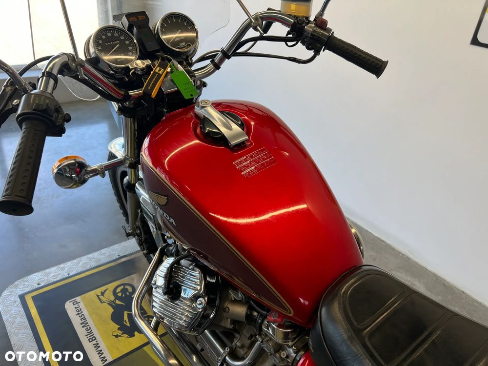 Honda CX - 17