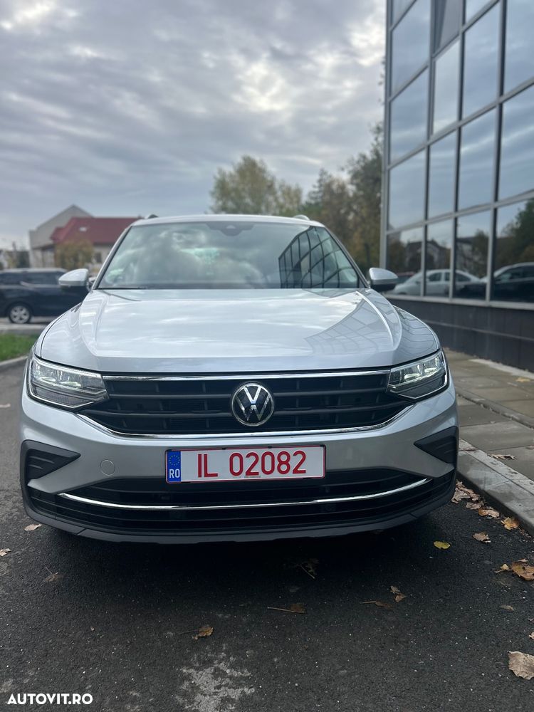 Volkswagen Tiguan - 2