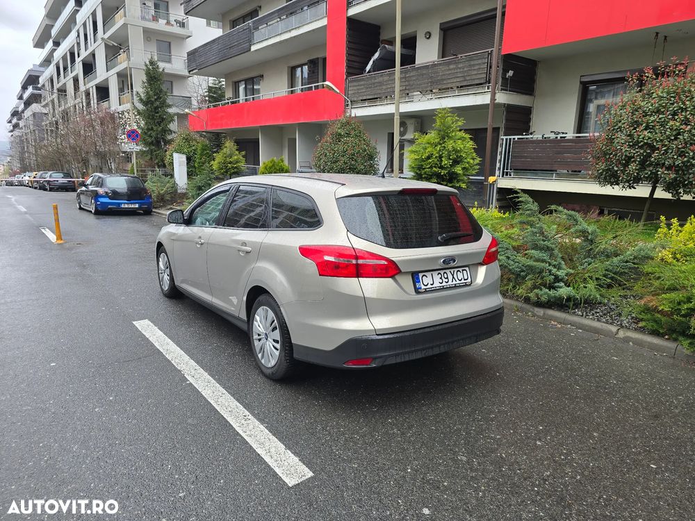 Ford Focus 1.5 TDCi DPF Start-Stopp-System Aut. Business - 5