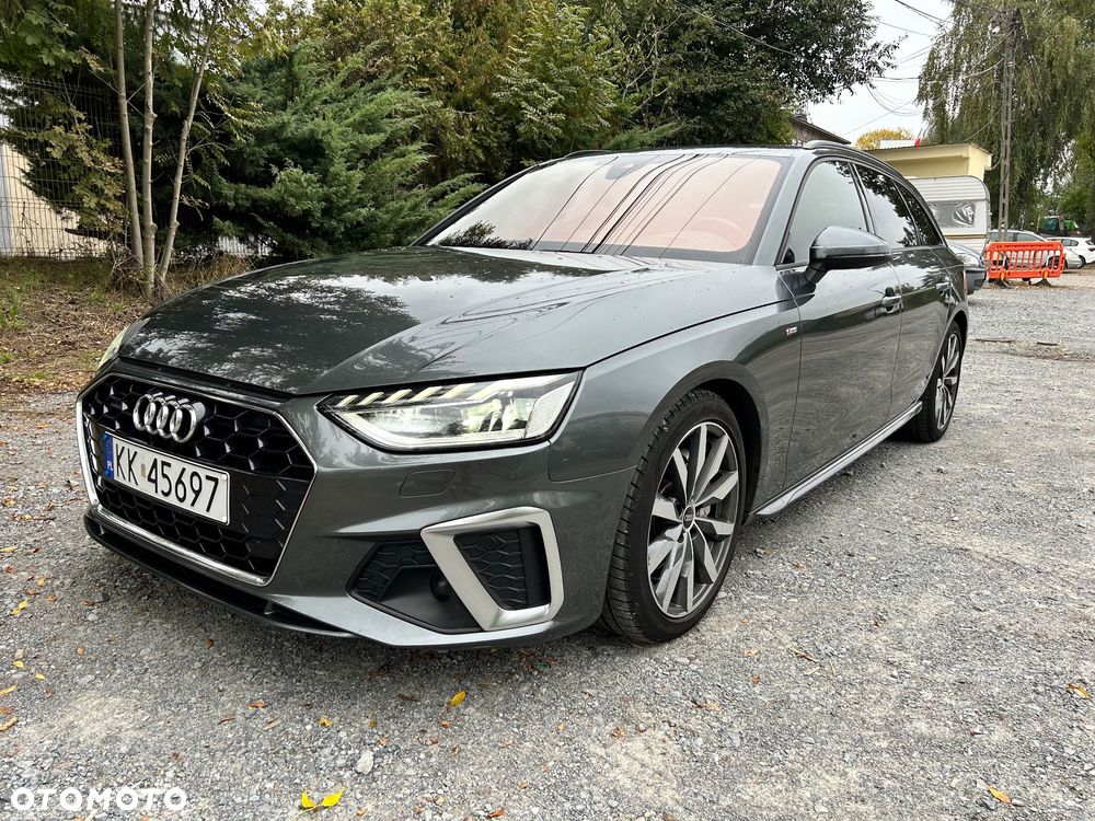 Audi A4 Avant 40 TDI quattro S tronic S line - 1