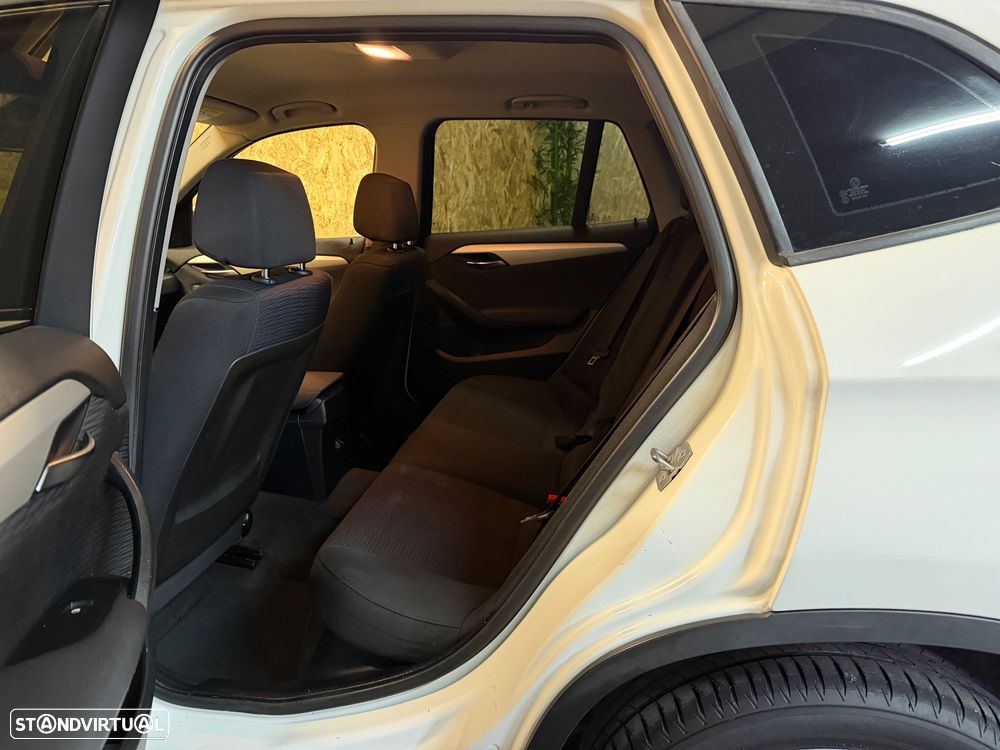 BMW X1 16 d sDrive Line Sport - 9