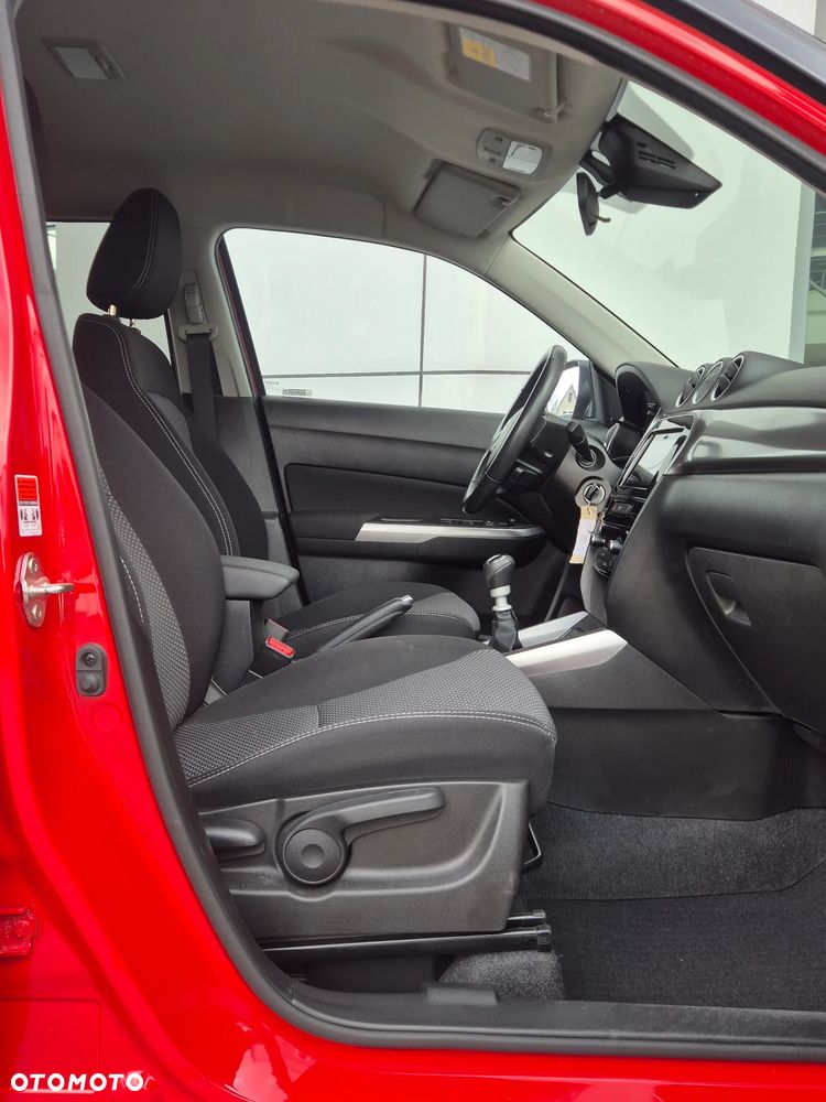 Suzuki Vitara 1.4 Boosterjet SHVS Premium 2WD - 11