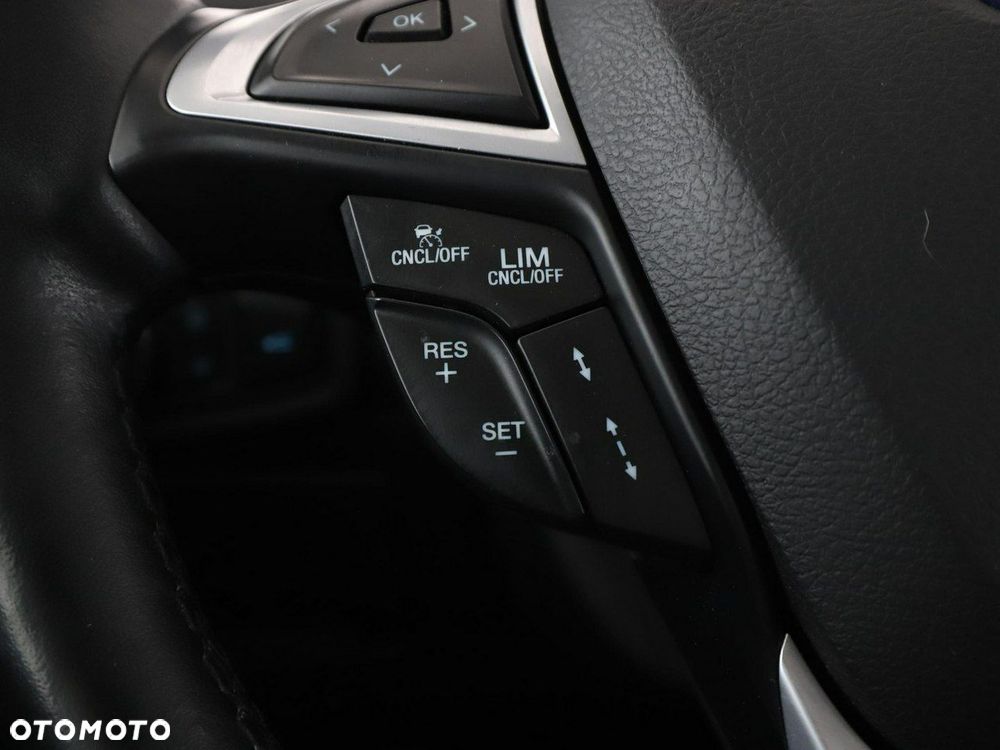 Ford S-Max 2.0 EcoBlue Titanium - 34