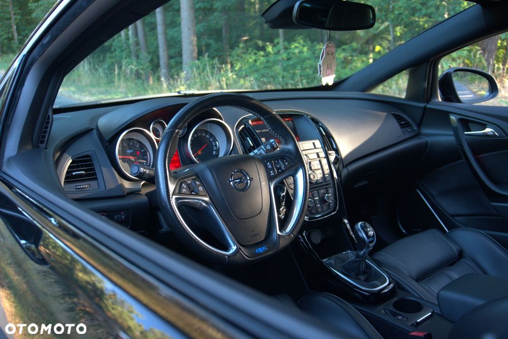 Opel Astra OPC - 11