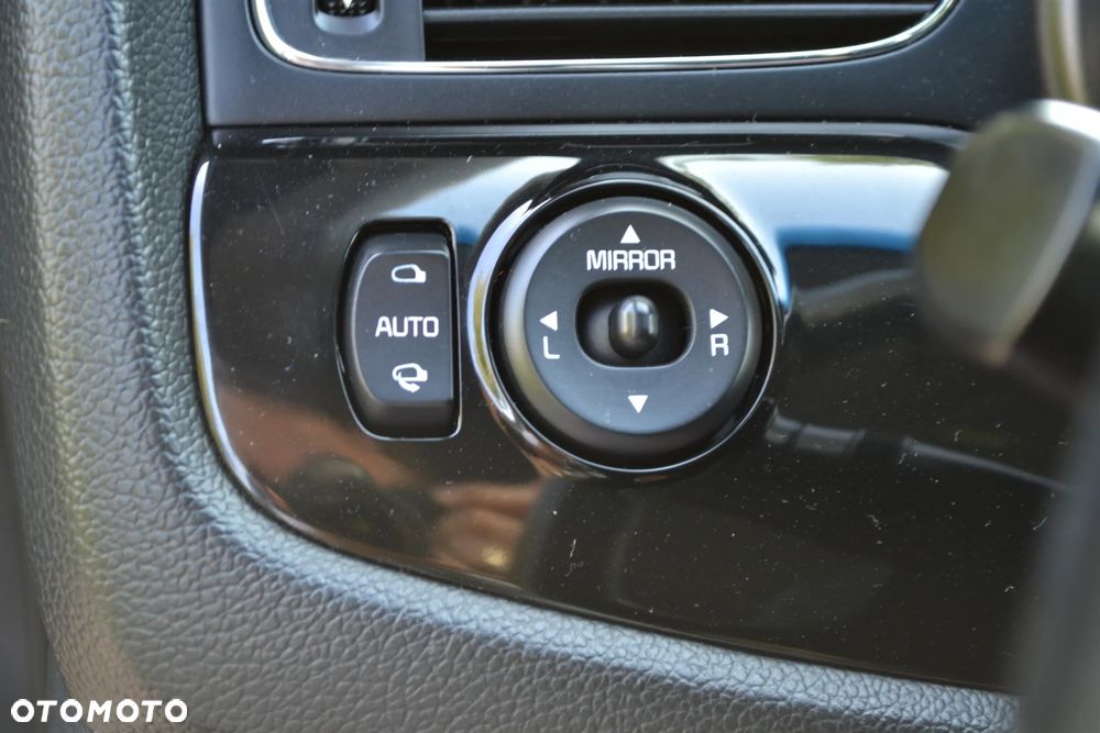 Kia Ceed 1.6 GDI DCT Platinum Edition - 11