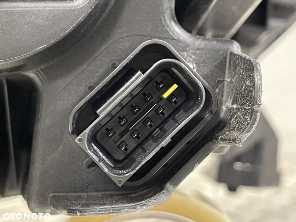 CITROEN C4 III 20-25 LAMPA LEWA PRZEDNIA LEWY PRZÓD FULL LED VISION EUROPA 73374697 9830649480 - 11