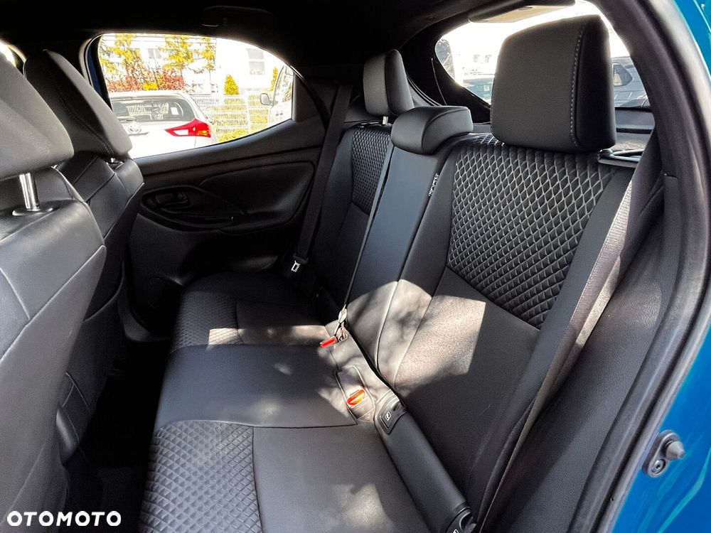 Toyota Yaris Hybrid 1.5 Premiere Edition - 29