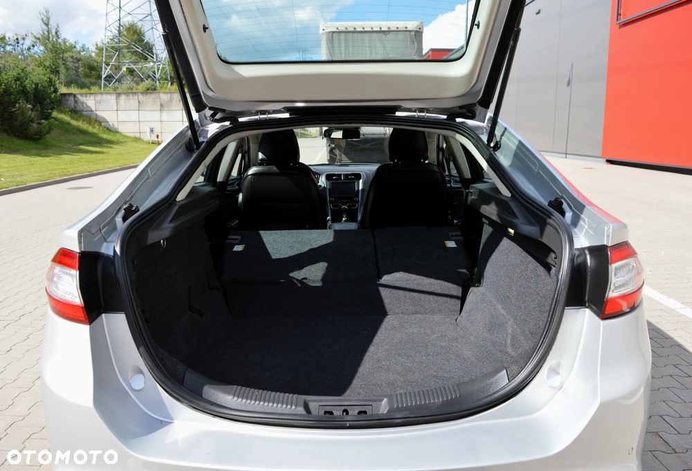 Ford Mondeo 1.6 TDCi Platinium X Plus (Titanium) - 30