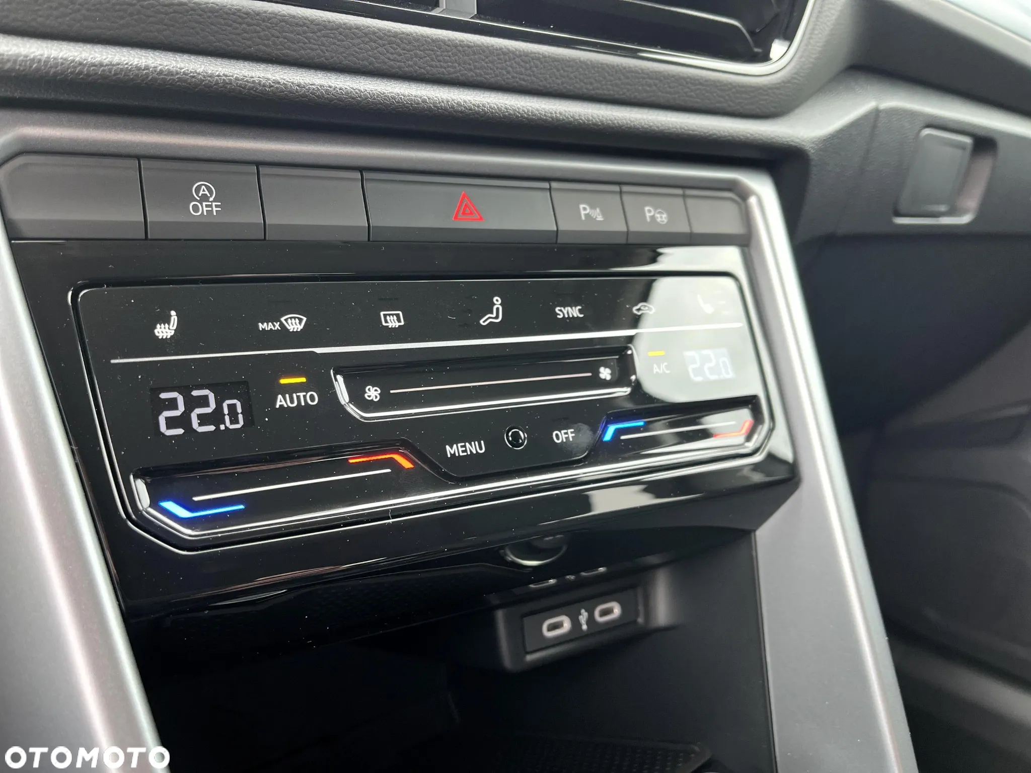 Volkswagen T-Roc 1.5 TSI Life Plus DSG - 20