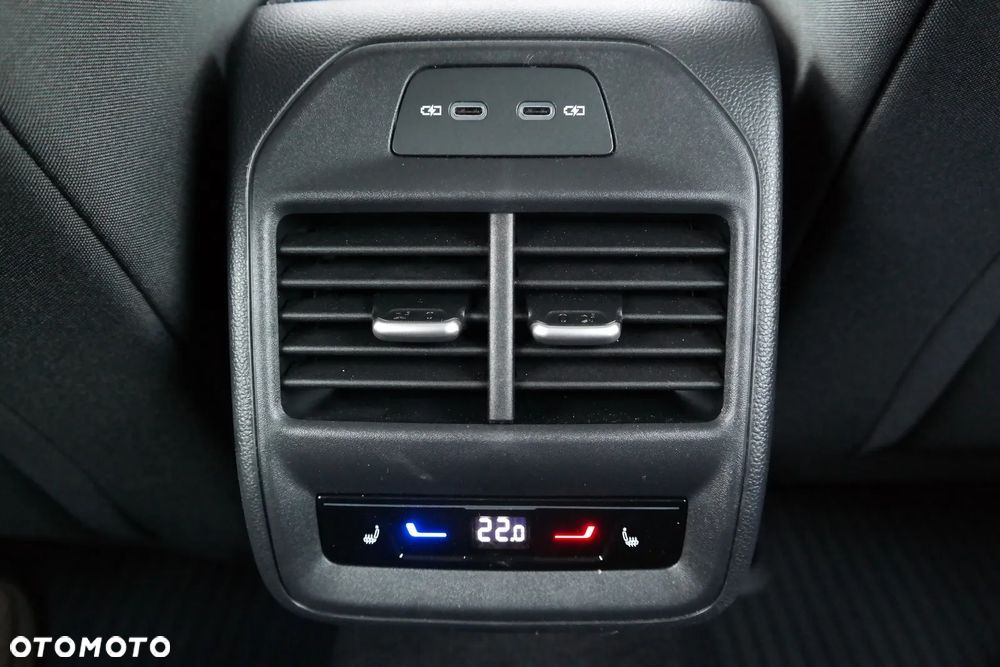 Skoda Superb 1.5 TSI mHEV DSG Selection - 23