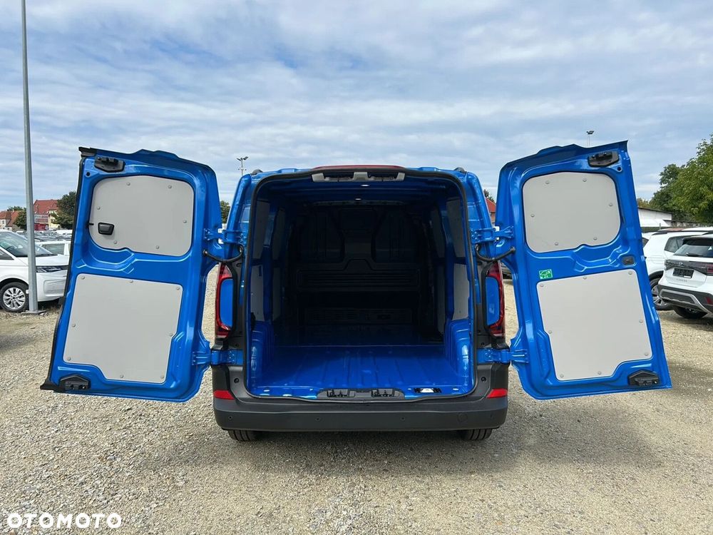 Volkswagen Transporter T7 PanAmericana/Furgon (L2) AUTOMAT, 2.0 TDI 170KM, r.o. 3500 mm - 11