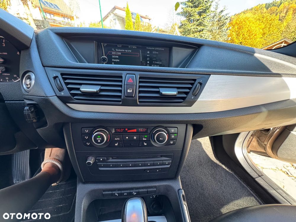 BMW X1 xDrive20d - 15