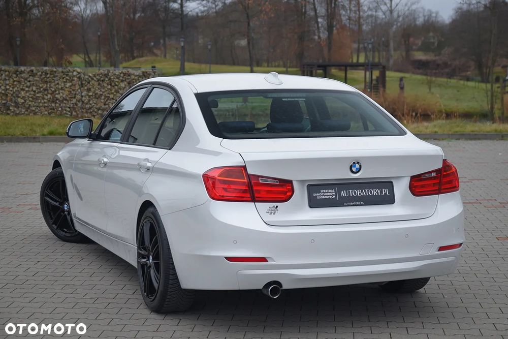 BMW Seria 3 318d - 7