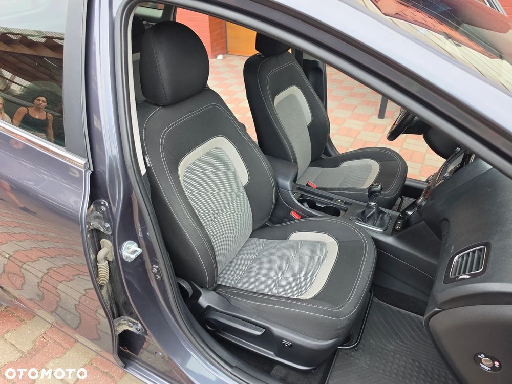 Kia Ceed 1.6 CRDi 136 ISG Platinum Edition - 20