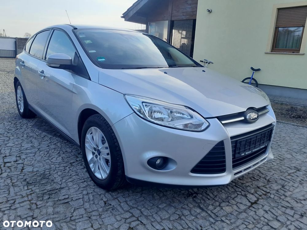 Ford Focus 1.6 TI-VCT Ambiente - 3