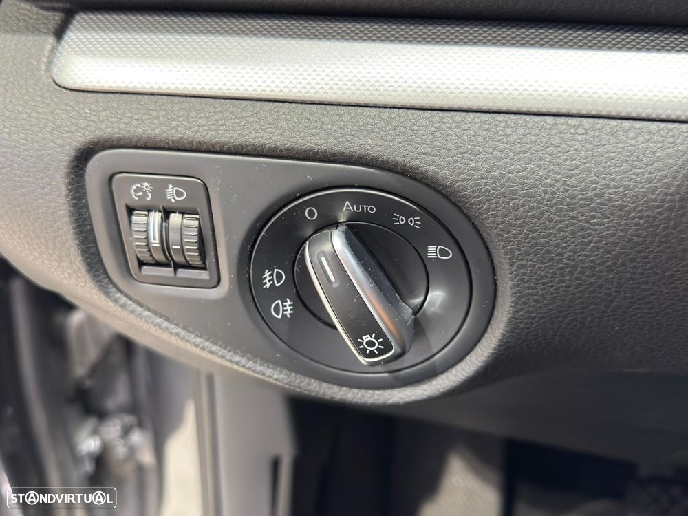 VW Sharan 2.0 TDI Confortline - 15