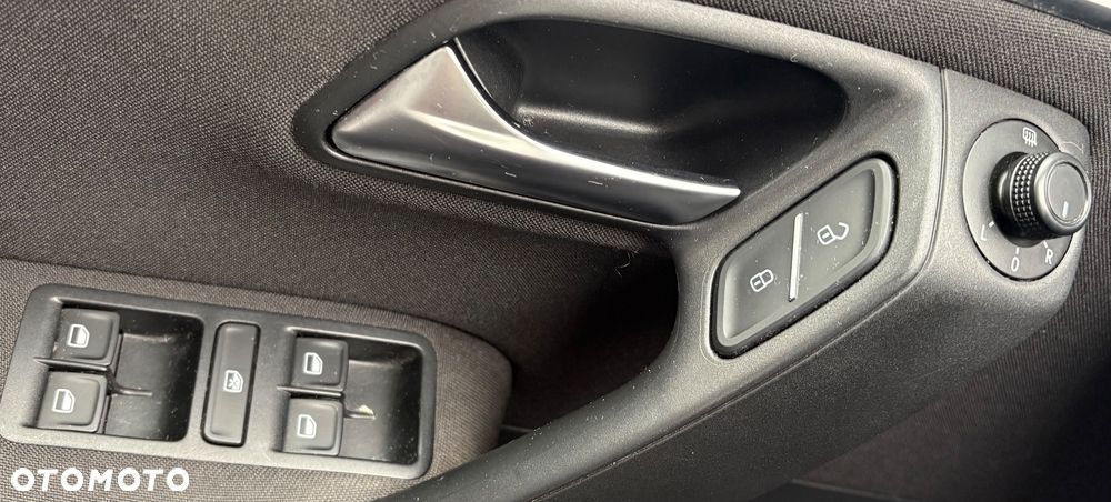 Volkswagen Polo 1.0 Comfortline - 8