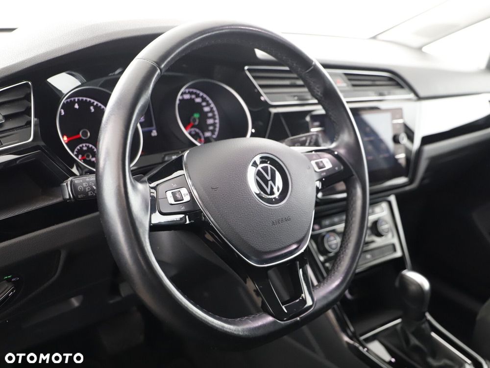 Volkswagen Touran 1.5 TSI EVO Highline DSG - 11
