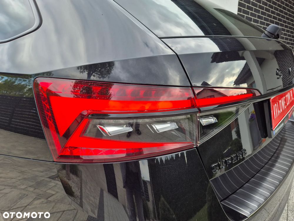 Skoda Superb 2.0 TSI Sportline DSG - 25