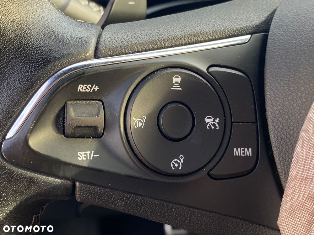 Opel Mokka 1.2 T Edition S&S - 24