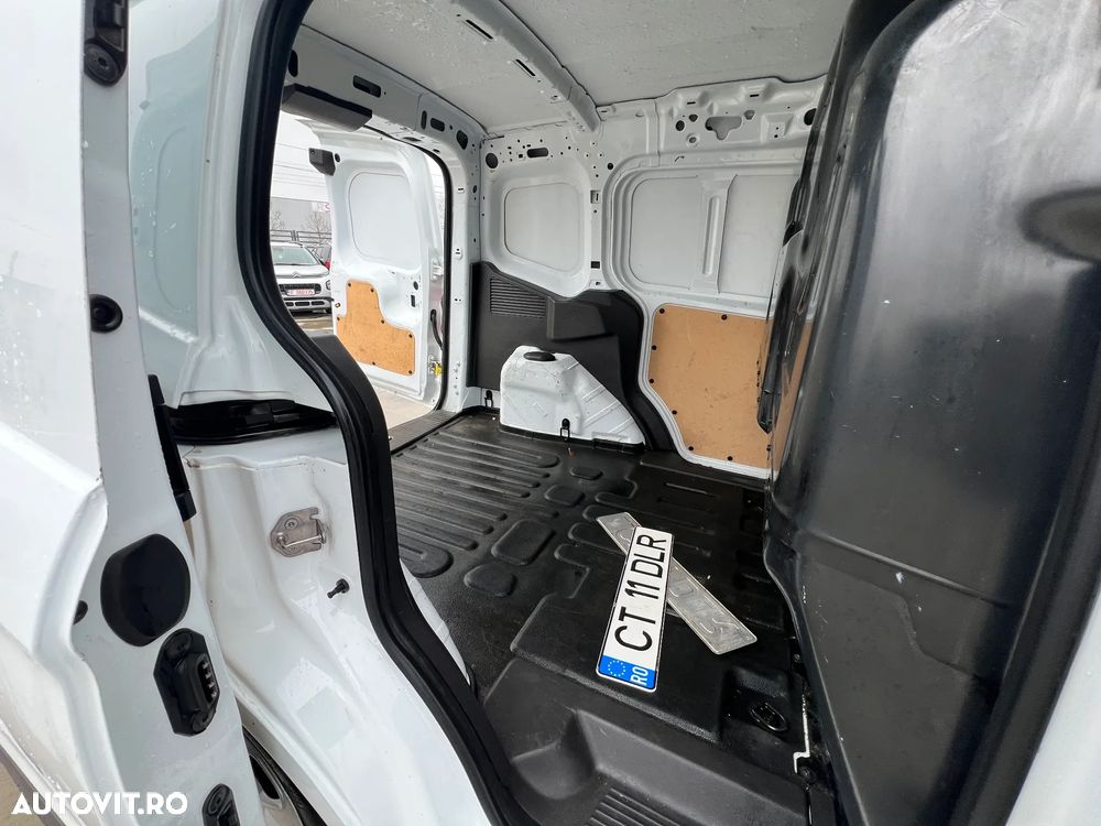 Ford Transit - 19