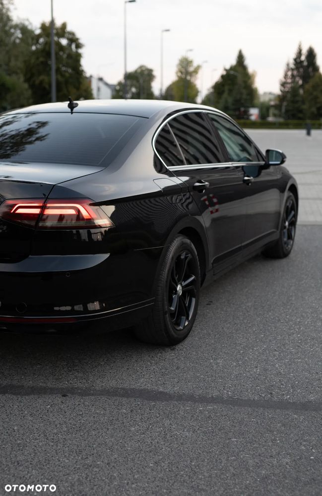 Volkswagen Passat 1.8 TSI BMT Comfortline - 12