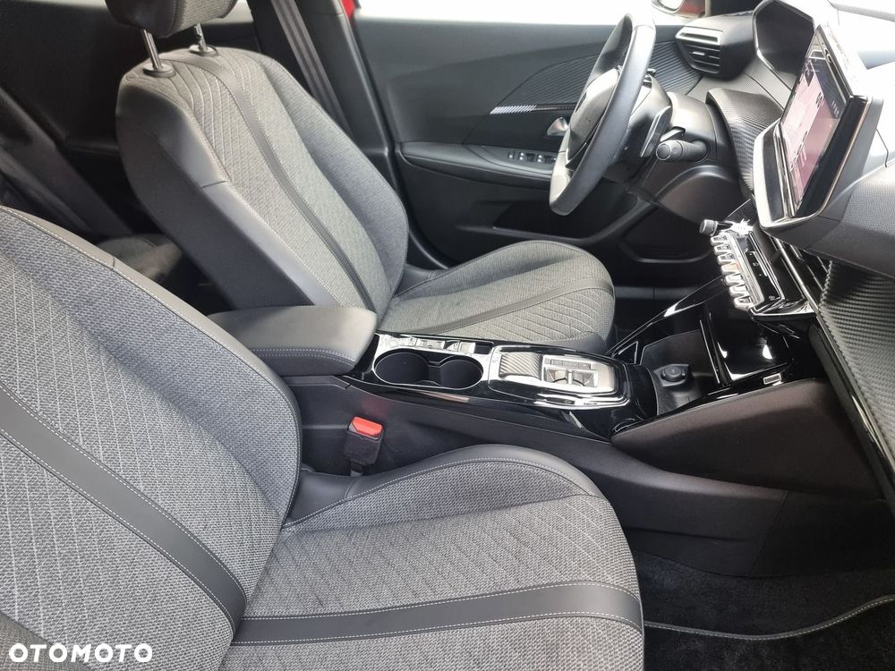 Peugeot 2008 1.2 PureTech Allure S&S EAT8 - 20