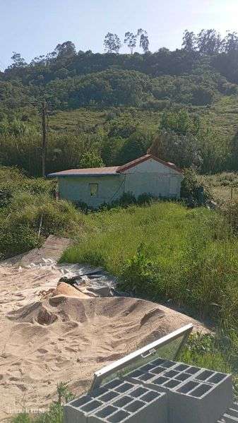 Armazém e terreno agrícola - Grande imagem: 2/3
